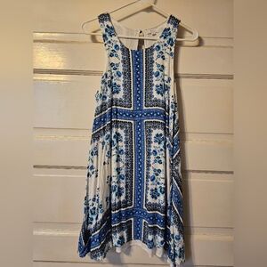 C & J Collection Floral Blue and White Sleeveless Dress Large